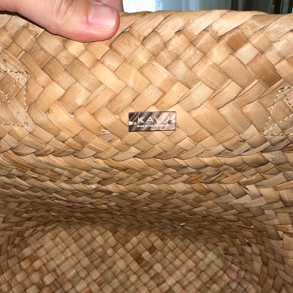 Kayu Preston Leather Tote - Picture 8 of 9